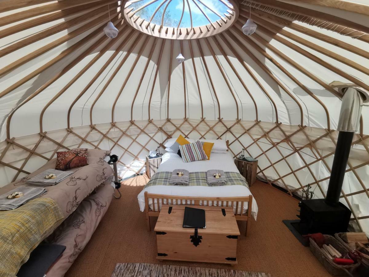 Syke Farm - Yurt's And Shepherds Hut Buttermere